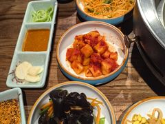 -明洞阿姨·韩式酱蟹烤肉·创意料理(三元桥店)