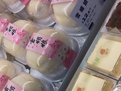 芋泥紫米雪媚娘-欧诺爱烘焙(高新万达店)