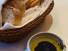 餐前面包-La Vita 意大利传统料理(富民路店)