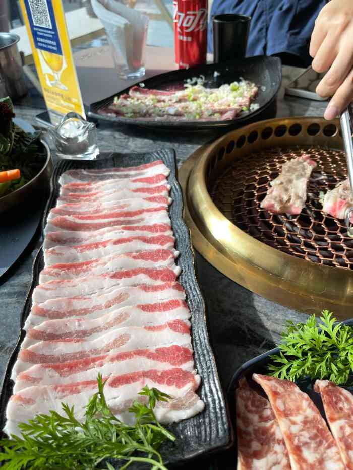 义气烤肉餐吧(大族广场店)-"很好吃～服务也好,就是最近不知道为啥