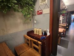 -万记麻辣烫国展总店