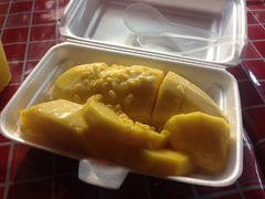 -芒果糯米饭摊子