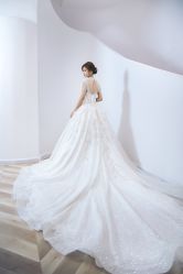 -予白婚纱礼服馆