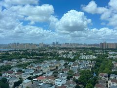 -上海浦东康桥绿地假日酒店