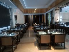 -紫玥铂尔曼酒店零点餐厅