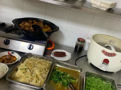 自助取餐区-阿阳牛腩腌面店