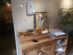 -HIGH FIVE哈福手工汉堡(桂林路店)