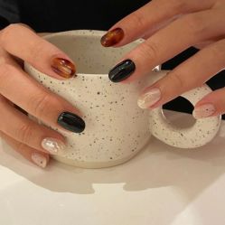 -悦指间美甲美睫