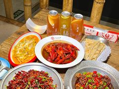 -叶派龙虾•招牌香辣蟹·海鲜(中海国际店)