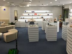 -优视力蔡司眼镜验配中心(越秀城市广场奥莱店)