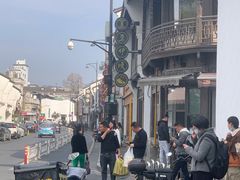 -东伊顺(高银街店)