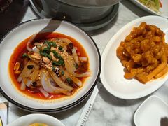 -渝信川菜 · 川味家常菜(财富购物中心店)