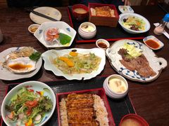 -翔峰炭火鳗鱼(悦泰街里公寓店)