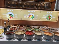 自助调料区-一朵菌·野生菌探索家火锅(南亚店)