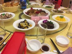 -山明水秀大饭店