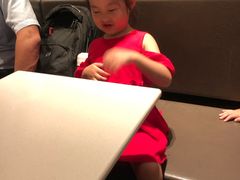 -麦当劳(汉口火车站候车室店)