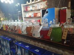 -六福酒馆(秦隆步行街店)