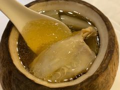 原椰炖乌鸡花胶-闻见中国海南菜(K11店)