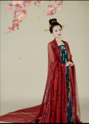 -盘子女人坊古装写真摄影(厦门总店)