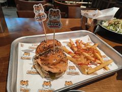 -HUZI虎滋精酿餐吧(京西大悦城店)