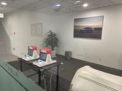 -TESLA 特斯拉(北京南四环中路特斯拉中心)