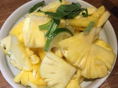 -云海肴·汽锅鸡·云南菜(天山百盛优客店)