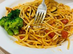 -佰搭果·广式茶餐厅(西华路店)