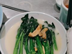 -姚姚酸菜鱼·金戈戈香港豉油鸡(喜荟城联名店)