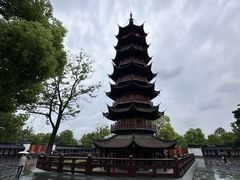 -龙华寺
