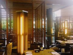 大堂-松山湖凯悦酒店·Café自助餐厅·周末火舞秀表演