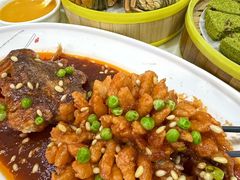 -七的湖·晚芳亭·阳澄湖农家菜·大闸蟹(莲花岛店)