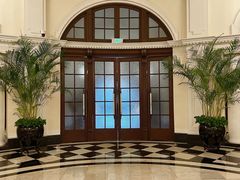 -Salon de Ville浦江汇(上海外滩华尔道夫酒店店)