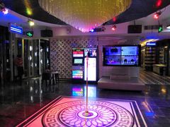 -GAGA主题量贩式KTV平价店(工大店)