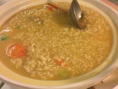 -新大咀港式茶餐厅(宝山万达店)