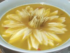 金瓜松茸野菌汤-福慧慈缘素食餐厅(王府井店)