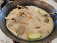 -万龙洲海鲜(大兴绿地缤纷城店)