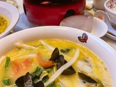 -渝是乎川渝小炒(新世界百货望京店)