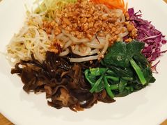 -山楂树融合菜餐厅