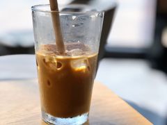 -星巴克臻选(上海合生汇1F店)