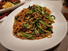 -品悦酒店(三林古镇店)