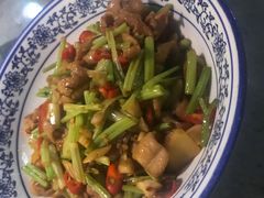 -大碗厨 25年老字号 现炒湘菜(四季天地店)