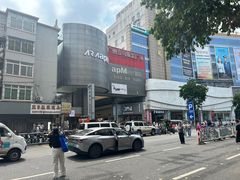 -广州壹马服装广场