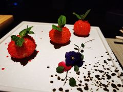 -江上荟·创意中国菜(绿地缤纷城店)