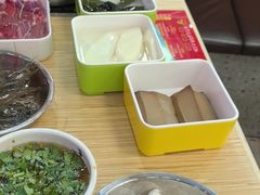 -杨老板·海鲜集市火锅·鲜切牛肉(中防万宝店)