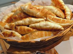 -Dough&Joe团憩(瑞虹天地月亮湾店)