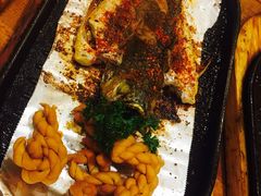 -老东镇啤酒屋海鲜加工·蒸汽海鲜·海鲜烧烤(台东店)