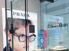 -LensCrafters亮视点·OAKLEY精选(静安嘉里中心店)