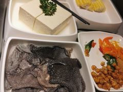 -海底捞火锅(海宁路店)