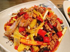 -肖四女乐山跷脚牛肉(世博源店)