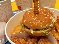 -麦当劳(欧亚大观商都店)